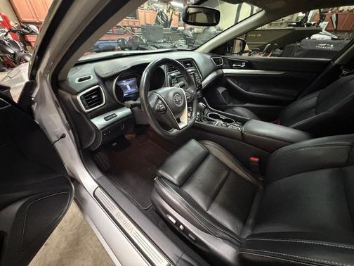 Silver 2017 Nissan Maxima 3.5 SV