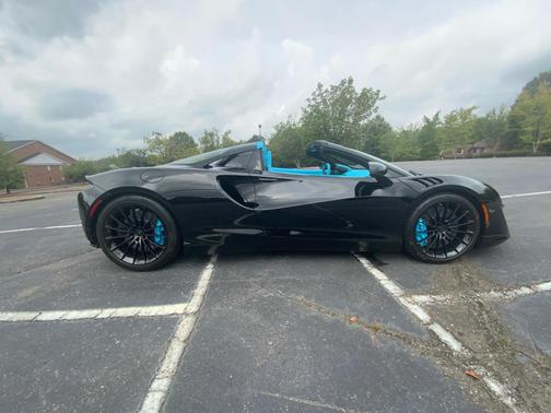 Black 2026 McLaren Artura Base