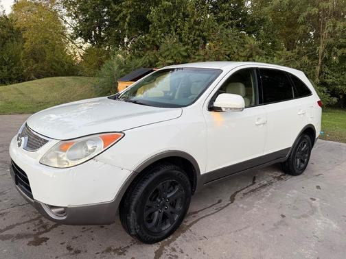 White 2008 Hyundai Veracruz GLS