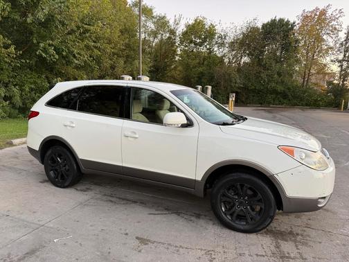 White 2008 Hyundai Veracruz GLS