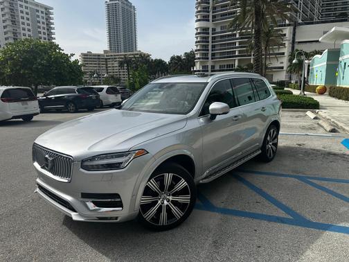 2021 Volvo XC90 T6 Inscription