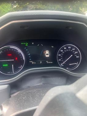 Silver 2019 Toyota Avalon Hybrid Limited