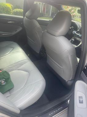 Silver 2019 Toyota Avalon Hybrid Limited