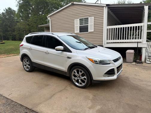 White 2014 Ford Escape Titanium