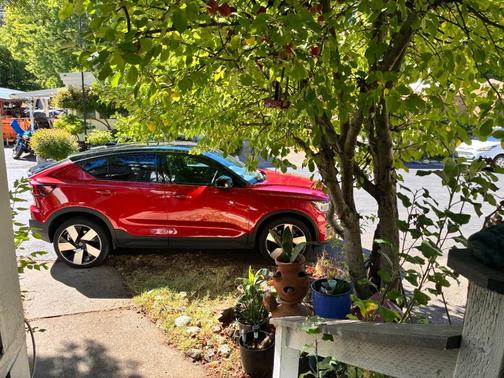 Red 2022 Volvo C40 Recharge Pure Electric P8 Ultimate
