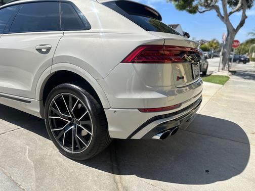 Beige 2023 Audi SQ8 4.0T Premium Plus
