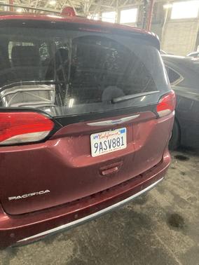 2020 Chrysler Pacifica Touring L