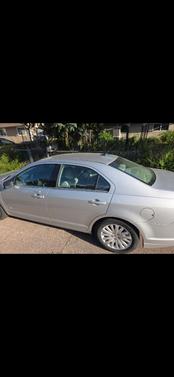 Silver 2010 Ford Fusion Hybrid Base