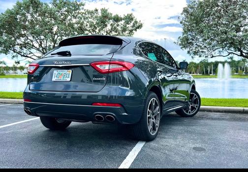 2017 Maserati Levante Base