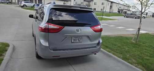 2017 Toyota Sienna XLE Premium
