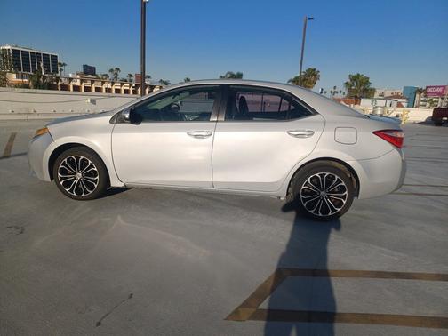 2015 Toyota Corolla LE Plus