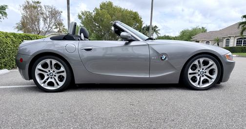 Gray 2003 BMW Z4 3.0i