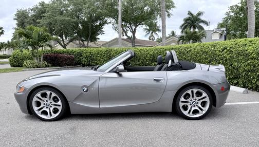 Gray 2003 BMW Z4 3.0i