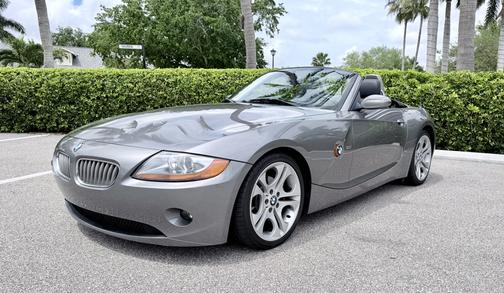 Gray 2003 BMW Z4 3.0i