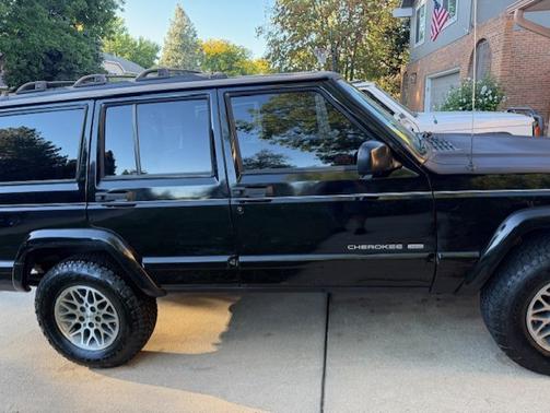 1999 Jeep Cherokee SE 4WD