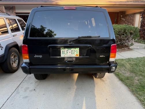 1999 Jeep Cherokee SE 4WD