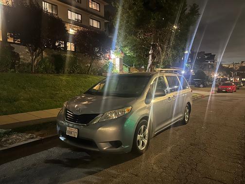 2011 Toyota Sienna LE