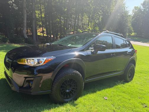 Black 2019 Subaru Crosstrek 2.0i Premium
