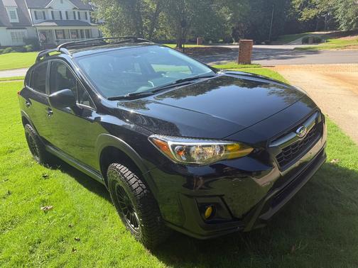Black 2019 Subaru Crosstrek 2.0i Premium