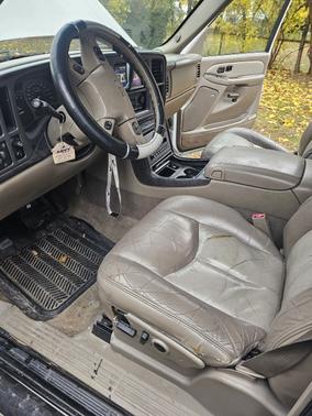 2004 GMC Yukon XL Denali
