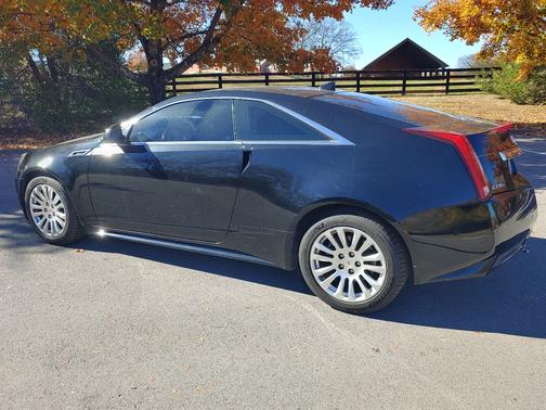2011 Cadillac CTS Premium