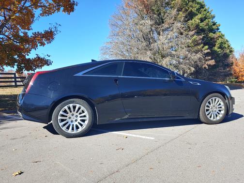 2011 Cadillac CTS Premium