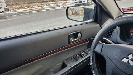 2011 Mitsubishi Galant ES