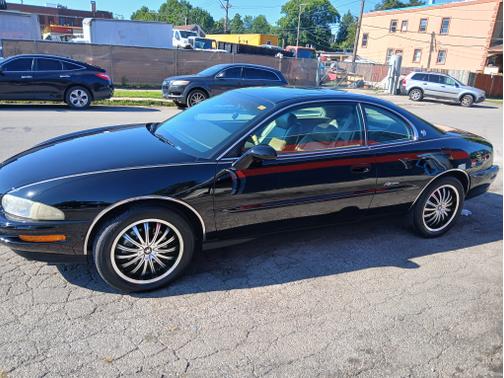 Black 1999 Buick Riviera Base