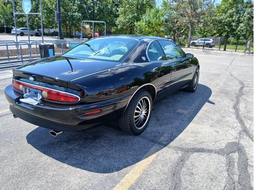 Black 1999 Buick Riviera Base