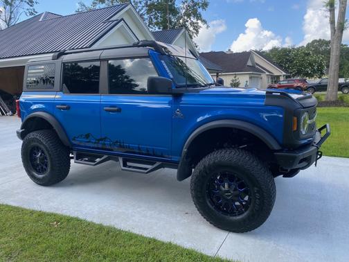 2022 Ford Bronco Black Diamond Advanced