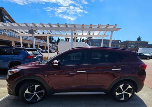 Red 2018 Hyundai TUCSON Limited