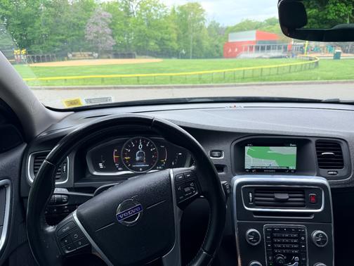 Black 2015 Volvo V60 T5 Premier