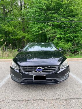 Black 2015 Volvo V60 T5 Premier