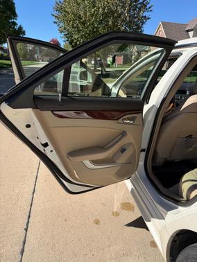 White 2013 Cadillac CTS Luxury