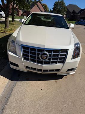 White 2013 Cadillac CTS Luxury