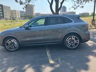 Gray 2019 Porsche Cayenne Cayenne Turbo