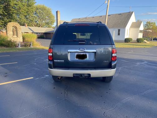 2010 Ford Explorer Eddie Bauer
