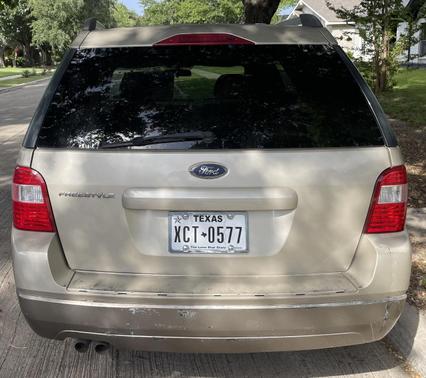 Beige 2006 Ford Freestyle SE