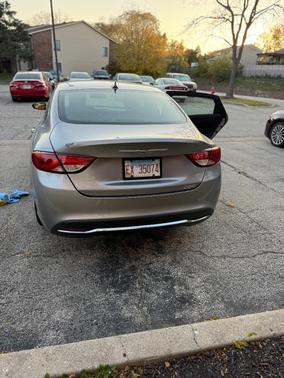 2017 Chrysler 200 Limited