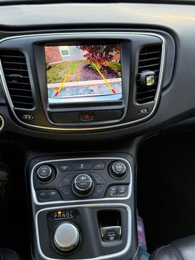 2017 Chrysler 200 Limited