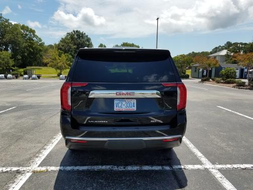 2021 GMC Yukon SLT