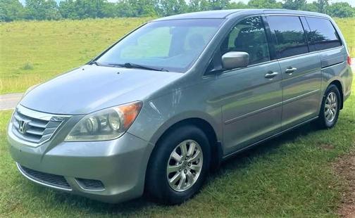 Silver 2009 Honda Odyssey EX