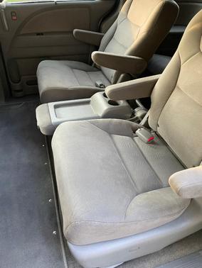 Silver 2009 Honda Odyssey EX