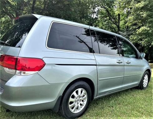 Silver 2009 Honda Odyssey EX