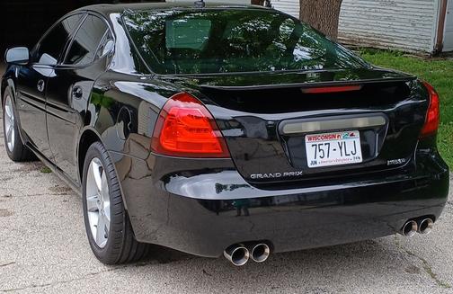 Black 2006 Pontiac Grand Prix GXP