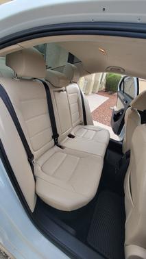 White 2017 Volkswagen Jetta 1.4T SE