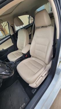 White 2017 Volkswagen Jetta 1.4T SE