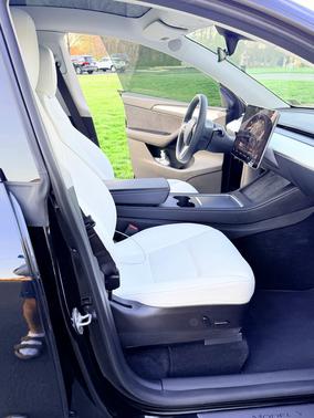 Black 2023 Tesla Model Y Long Range