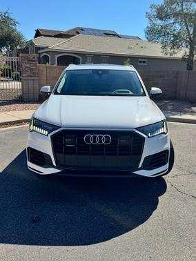 White 2022 Audi Q7 55 Prestige