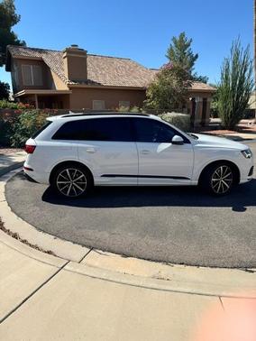 White 2022 Audi Q7 55 Prestige